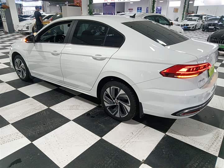 Фото 5 - Volkswagen Bora