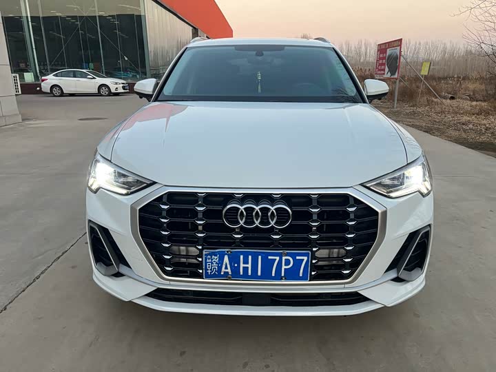 Фото 3 - Audi Q3