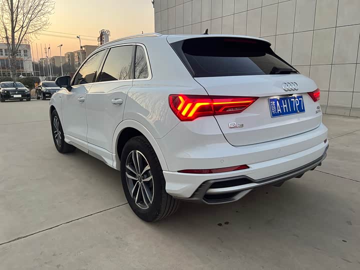 Фото 5 - Audi Q3