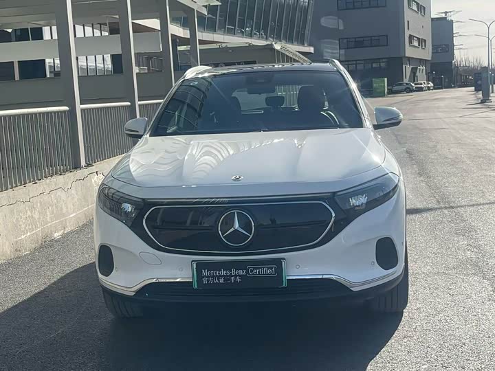 Фото 2 - Mercedes-Benz EQA