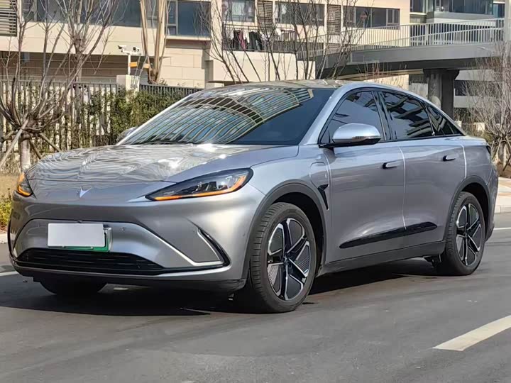 Фото 1 - BAIC Arcfox Alpha S6