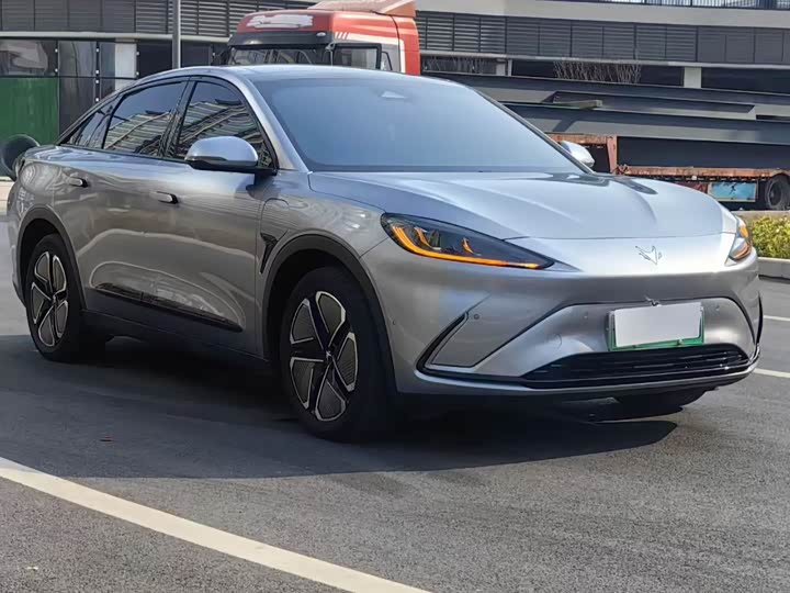 Фото 2 - BAIC Arcfox Alpha S6