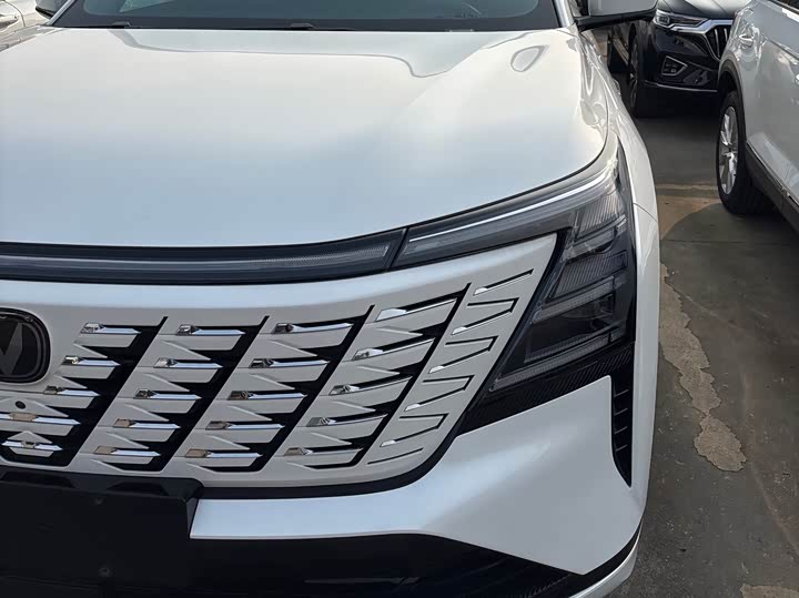 Фото 5 - Changan CS75 Plus