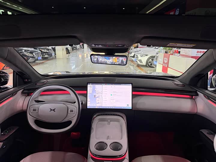 Фото 8 - XPeng G7