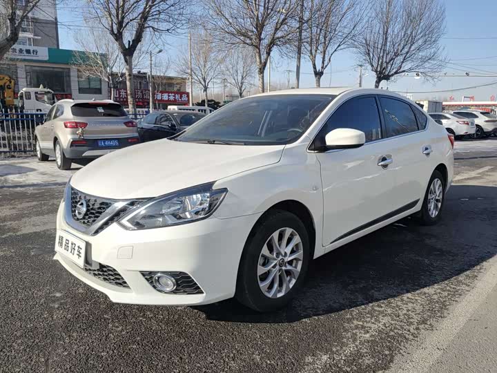 Фото 2 - Nissan Sylphy