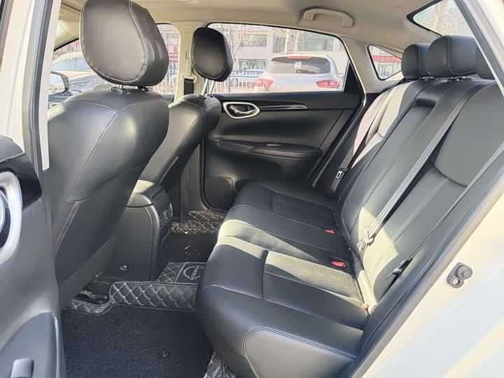 Фото 9 - Nissan Sylphy