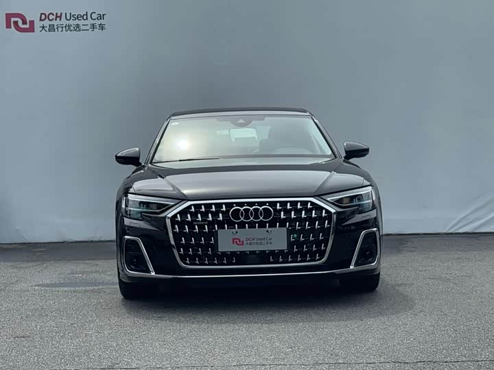 Фото 3 - Audi A8