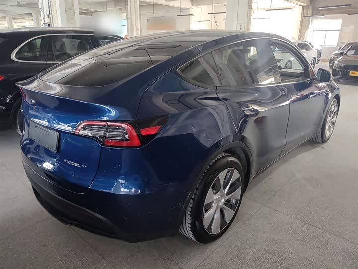 Фото 7 - Tesla Model Y
