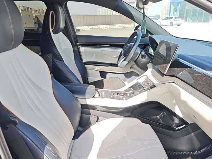 Фото 3 - BYD Song Plus Hybrid/EV