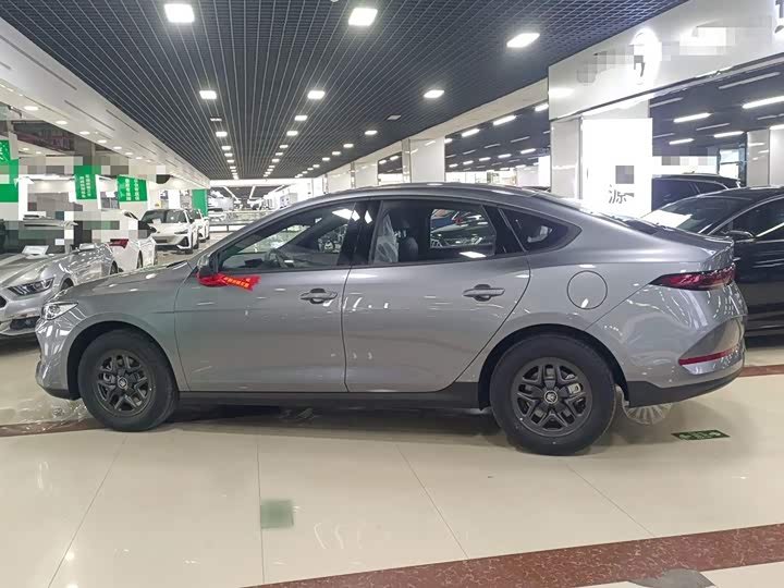 Фото 5 - BYD Qin Plus