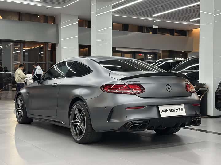 Фото 9 - Mercedes-Benz C-Class AMG