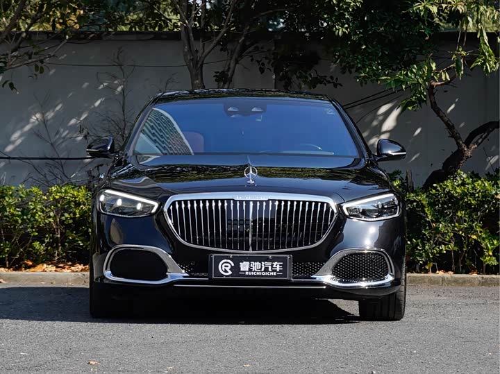 Фото 2 - Mercedes-Benz Maybach S-Class Hybrid