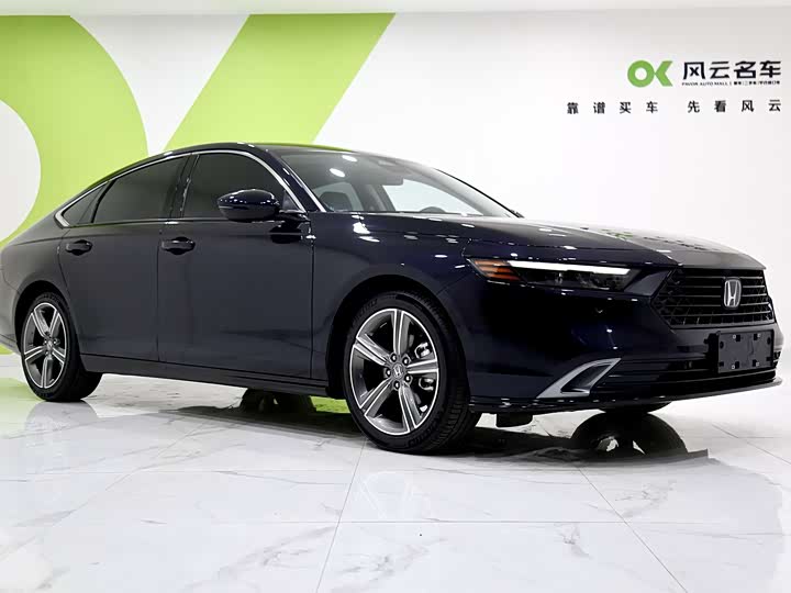 Фото 3 - Honda Accord