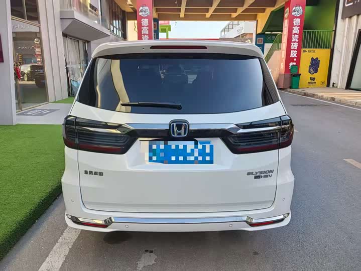 Фото 8 - Honda Elysion