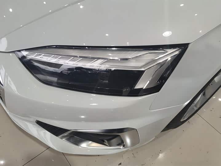 Фото 5 - Audi A5