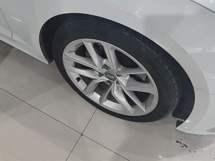 Фото 6 - Audi A5