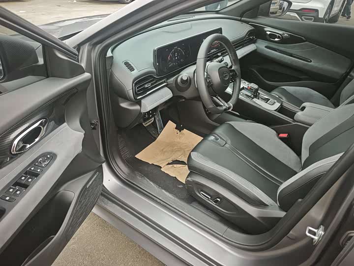 Фото 7 - GAC Trumpchi Empow R