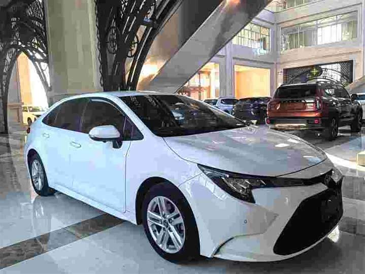 Фото 3 - Toyota Levin