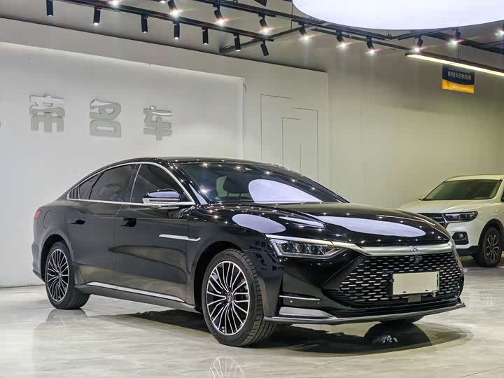 Фото 3 - BYD Han