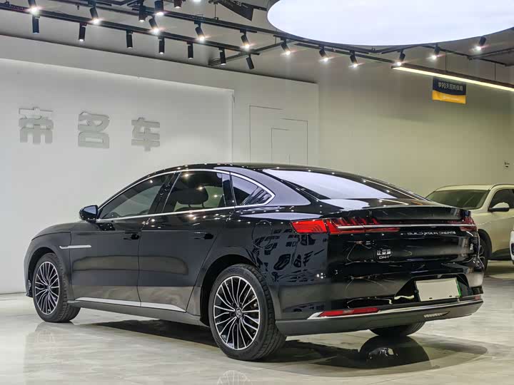 Фото 4 - BYD Han