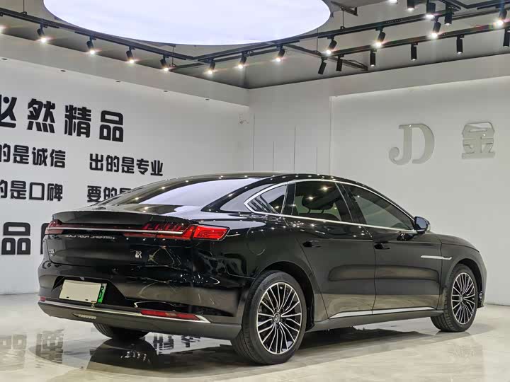 Фото 6 - BYD Han