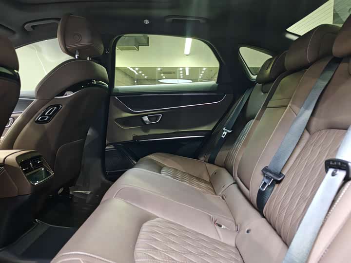 Фото 9 - BYD Han