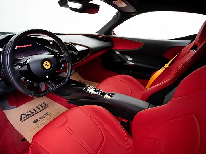 Фото 6 - Ferrari SF90