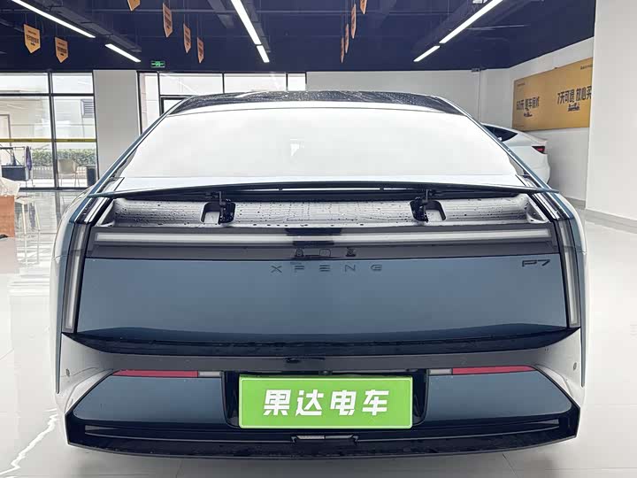 Фото 4 - XPeng P7