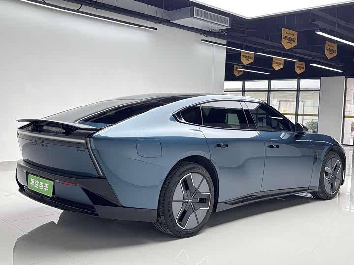 Фото 7 - XPeng P7