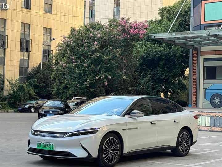 Фото 1 - BYD Han