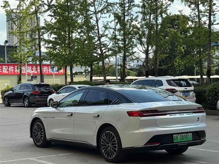 Фото 6 - BYD Han