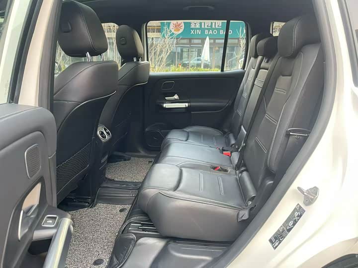 Фото 5 - Mercedes-Benz EQB