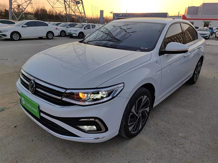 Фото 1 - Volkswagen Bora