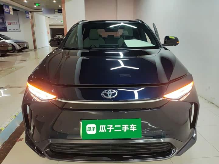 Фото 3 - Toyota bZ4X