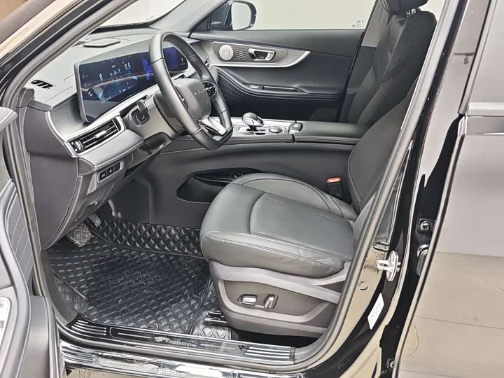 Фото 9 - Chery Tiggo 8 Pro