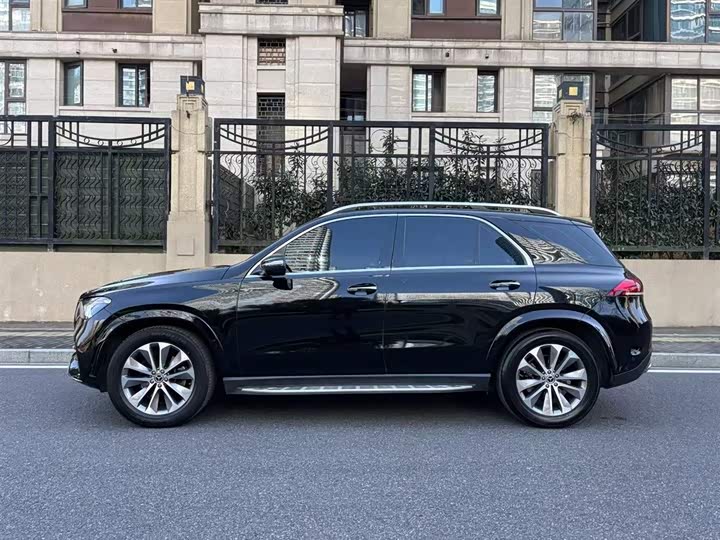 Фото 5 - Mercedes-Benz GLE-Class