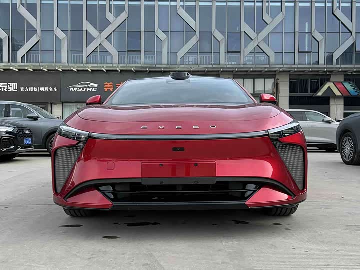 Фото 2 - Exeed Sterra ES