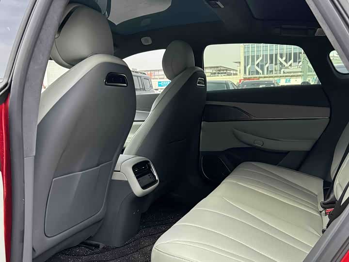 Фото 6 - Exeed Sterra ES