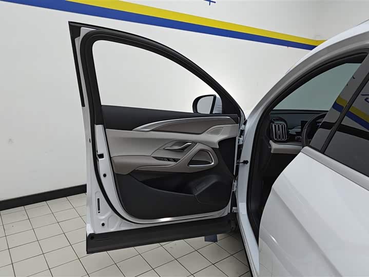 Фото 7 - BYD Song Pro Hybrid