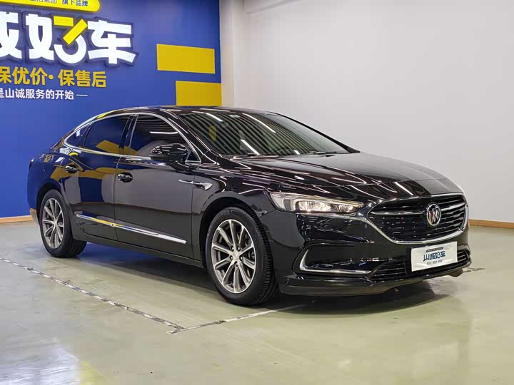 Фото 3 - Buick LaCrosse