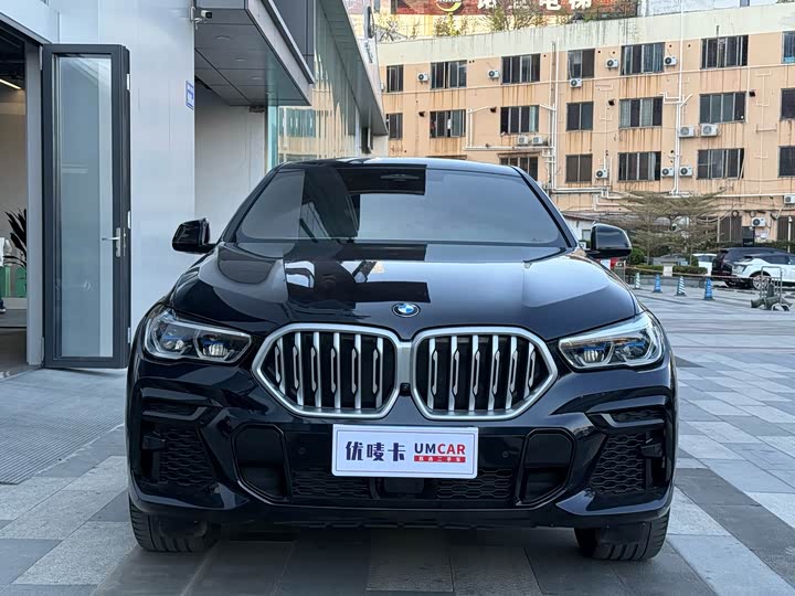 Фото 2 - BMW X6