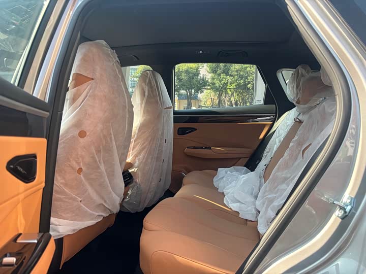 Фото 5 - Geely Galaxy L7