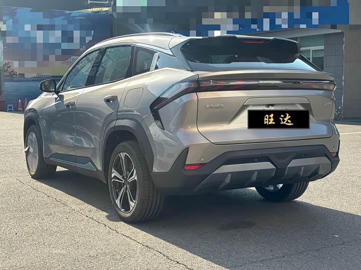 Фото 7 - Geely Galaxy L7