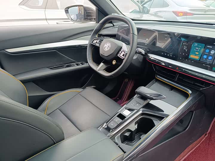 Фото 6 - MG Motor 5 Scorpio