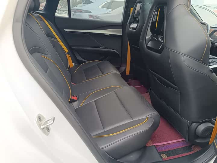 Фото 8 - MG Motor 5 Scorpio