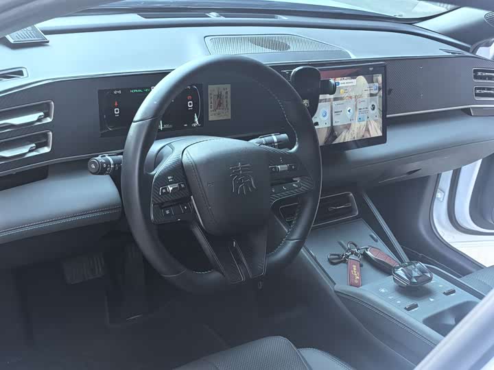 Фото 7 - BYD Qin L