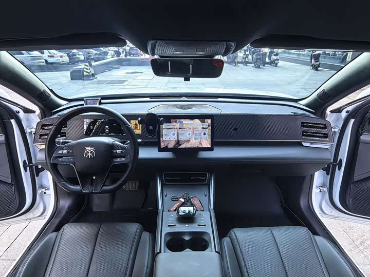 Фото 8 - BYD Qin L