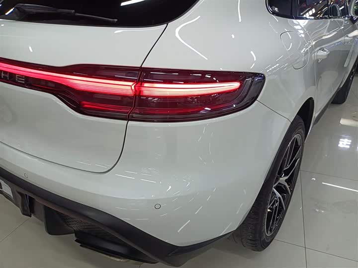 Фото 8 - Porsche Macan