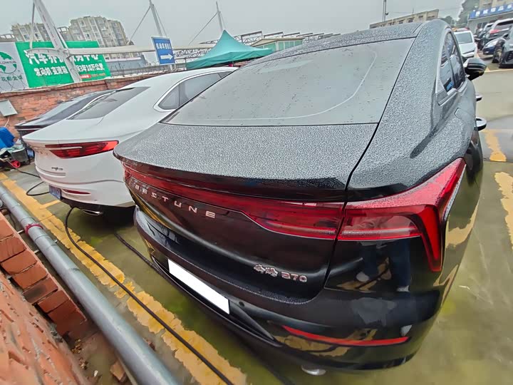 Photo 9 - Bestune B70