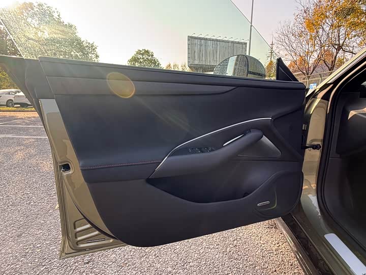 Фото 7 - Xiaomi SU7